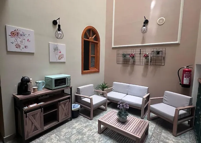 La Casa De Lola